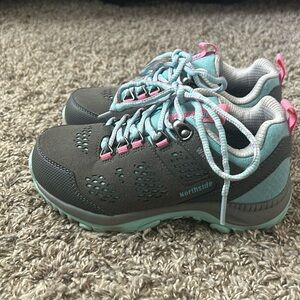 Girls Northside hiking boots. Size 13.